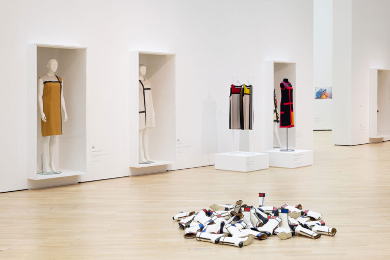 Sylvie Fleury @ Kunstmuseum Wolfsburg, Wolfsburg, Gemany Re-Inventing Piet. Mondrian und die Folgen